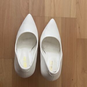 Miss Lola White Pointed-Toe Heels